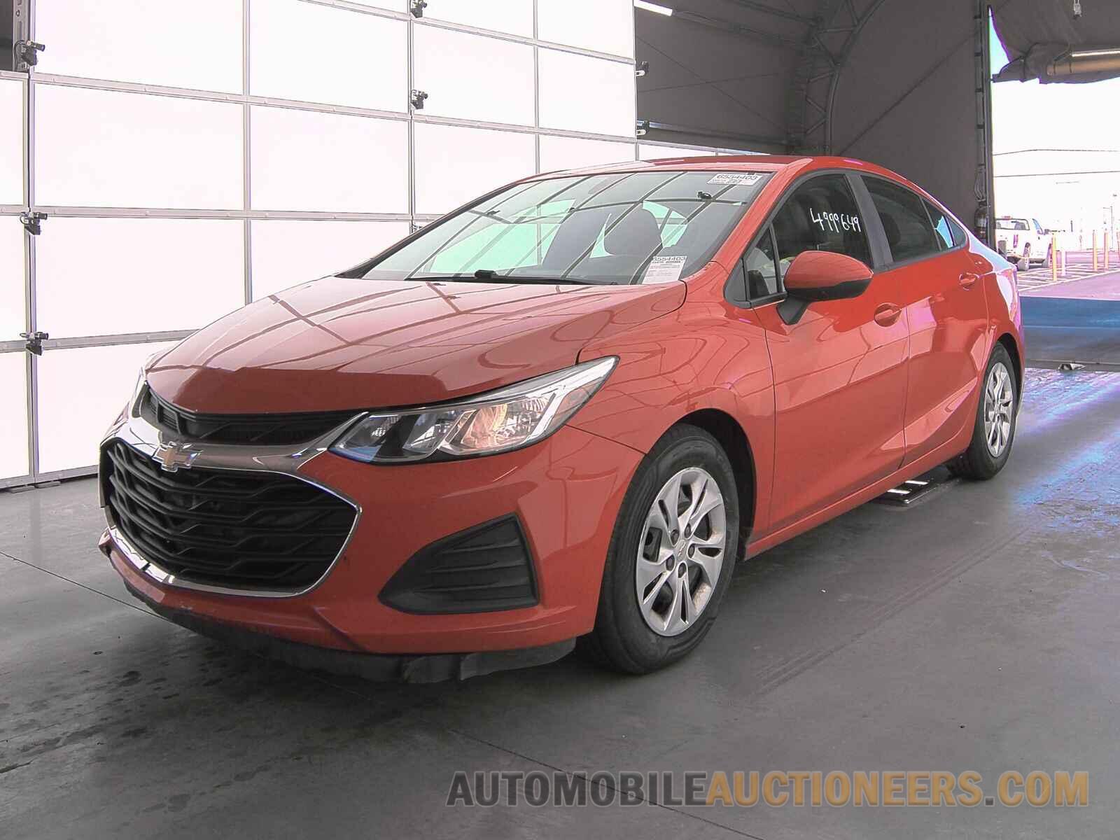 1G1BJ5SMXK7102010 Chevrolet Cruze 2019