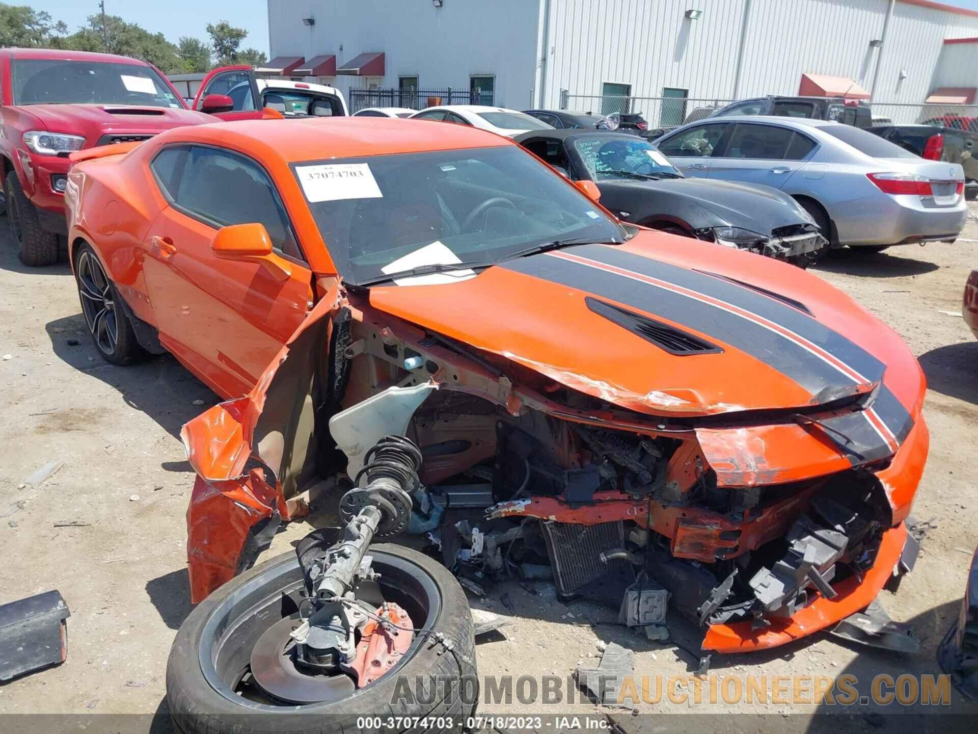 1G1FG1R78J0163839 CHEVROLET CAMARO 2018