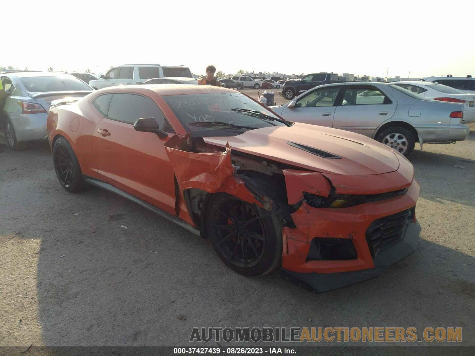 1G1FH1R72J0168113 CHEVROLET CAMARO 2018