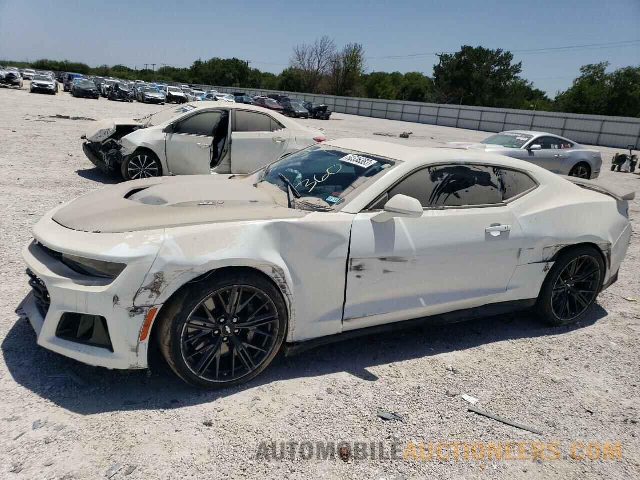 1G1FK1R66J0123345 CHEVROLET CAMARO 2018