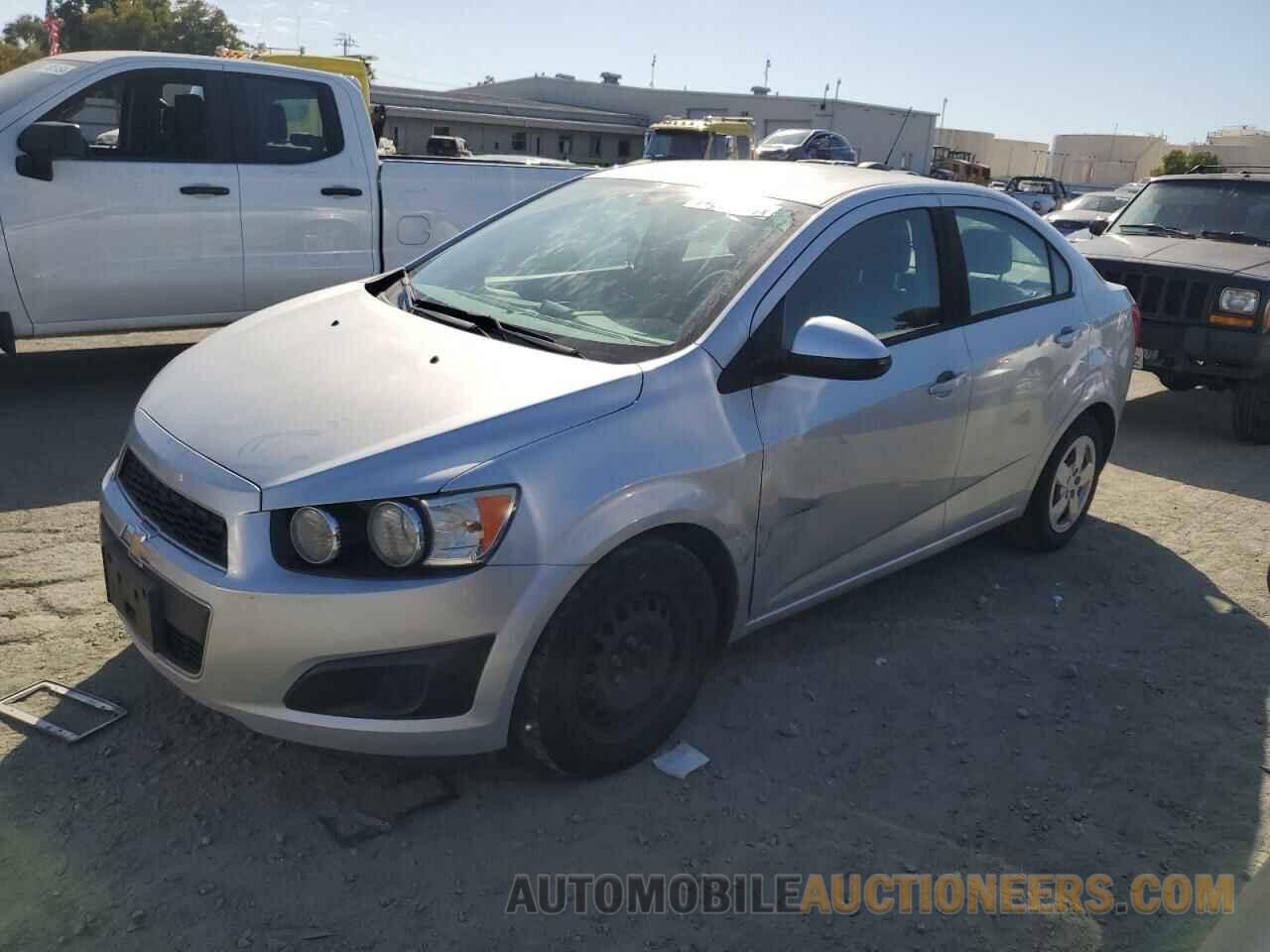 1G1JA5SG1F4133739 CHEVROLET SONIC 2015