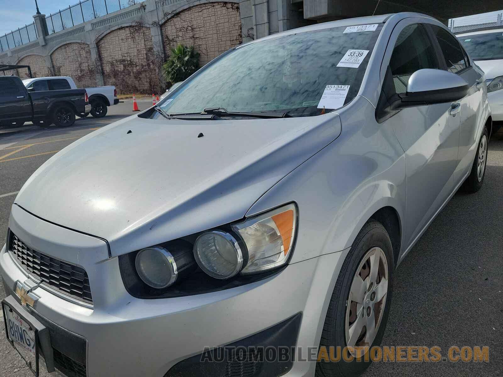 1G1JA5SG7G4162308 Chevrolet Sonic 2016