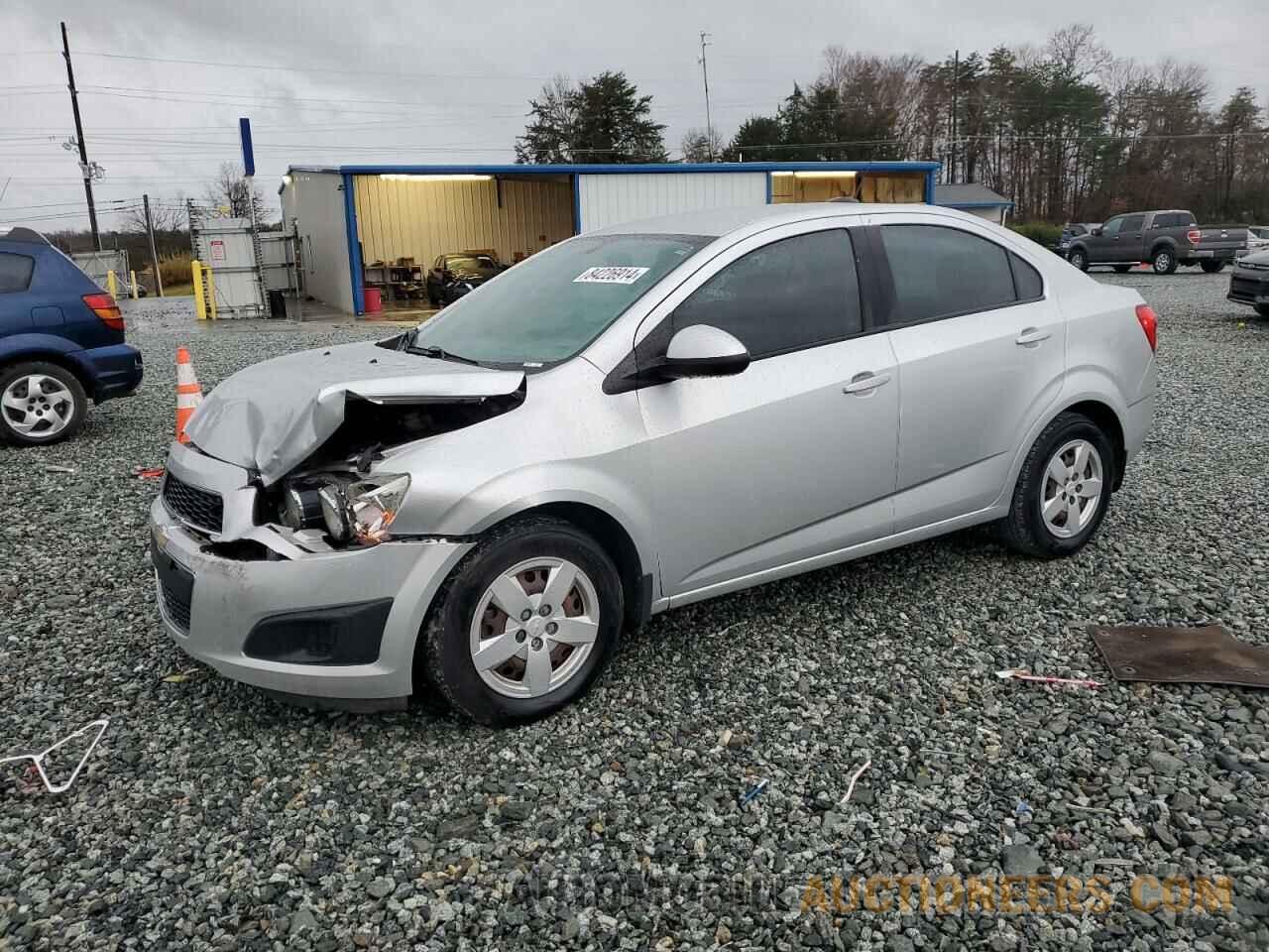 1G1JA5SH1F4129487 CHEVROLET SONIC 2015