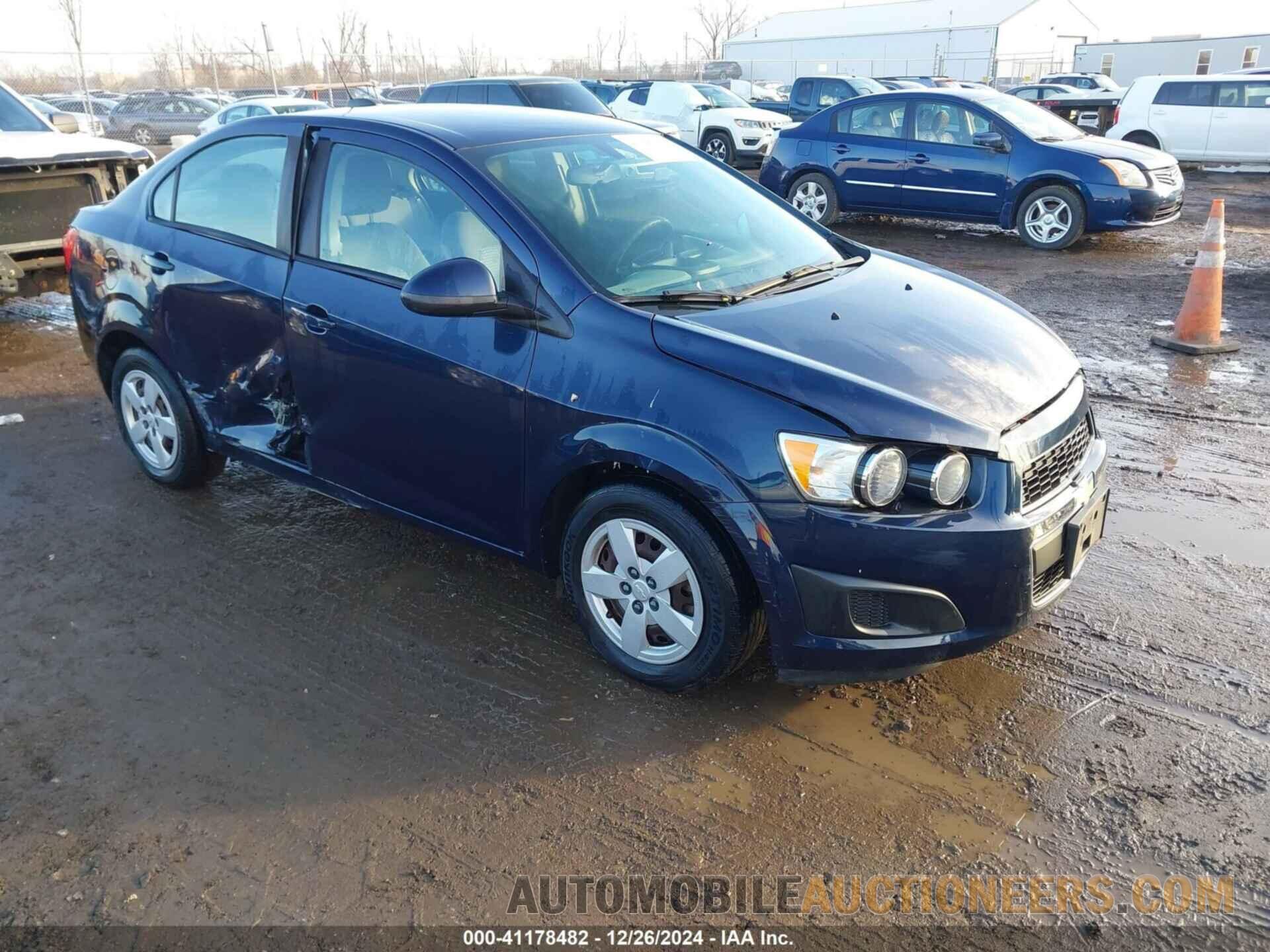 1G1JA5SH5F4127385 CHEVROLET SONIC 2015