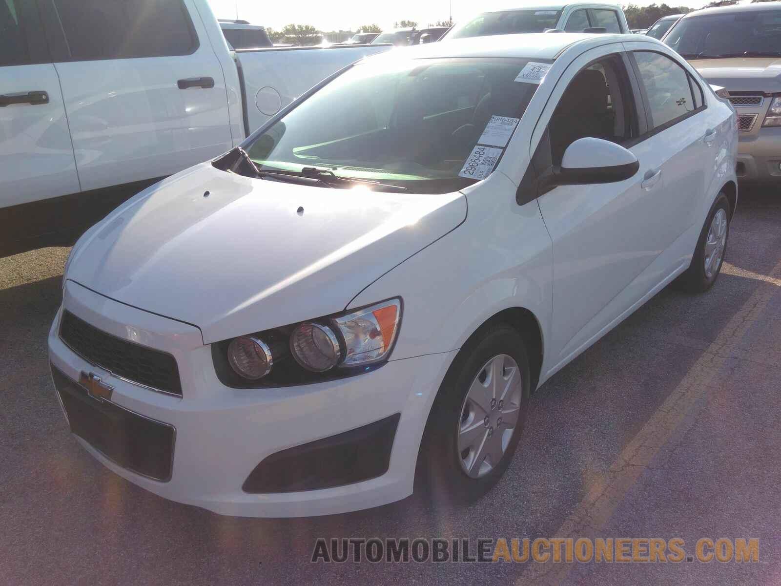 1G1JA5SH7F4138002 Chevrolet Sonic 2015