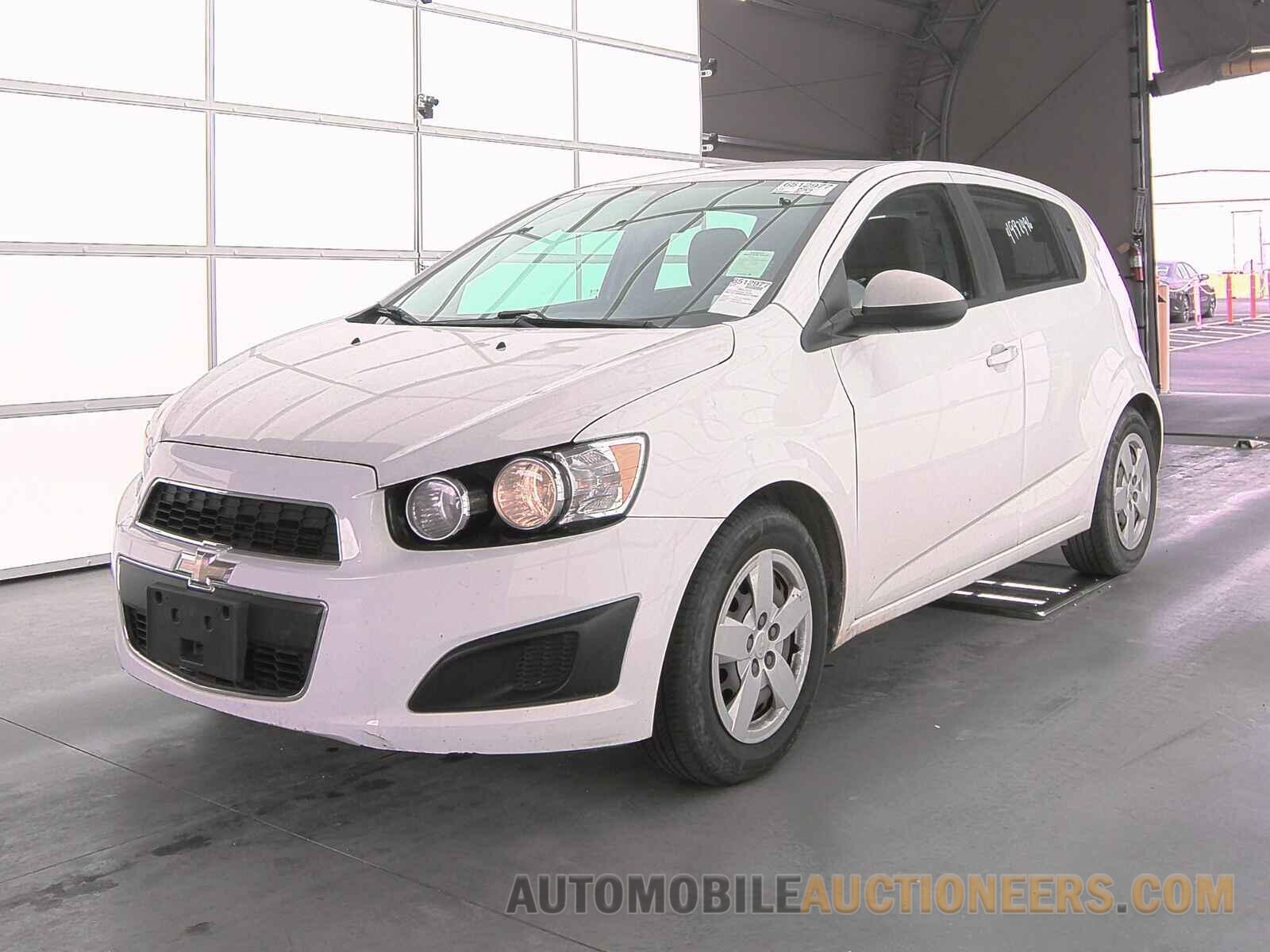 1G1JA6SG8G4170083 Chevrolet Sonic 2016