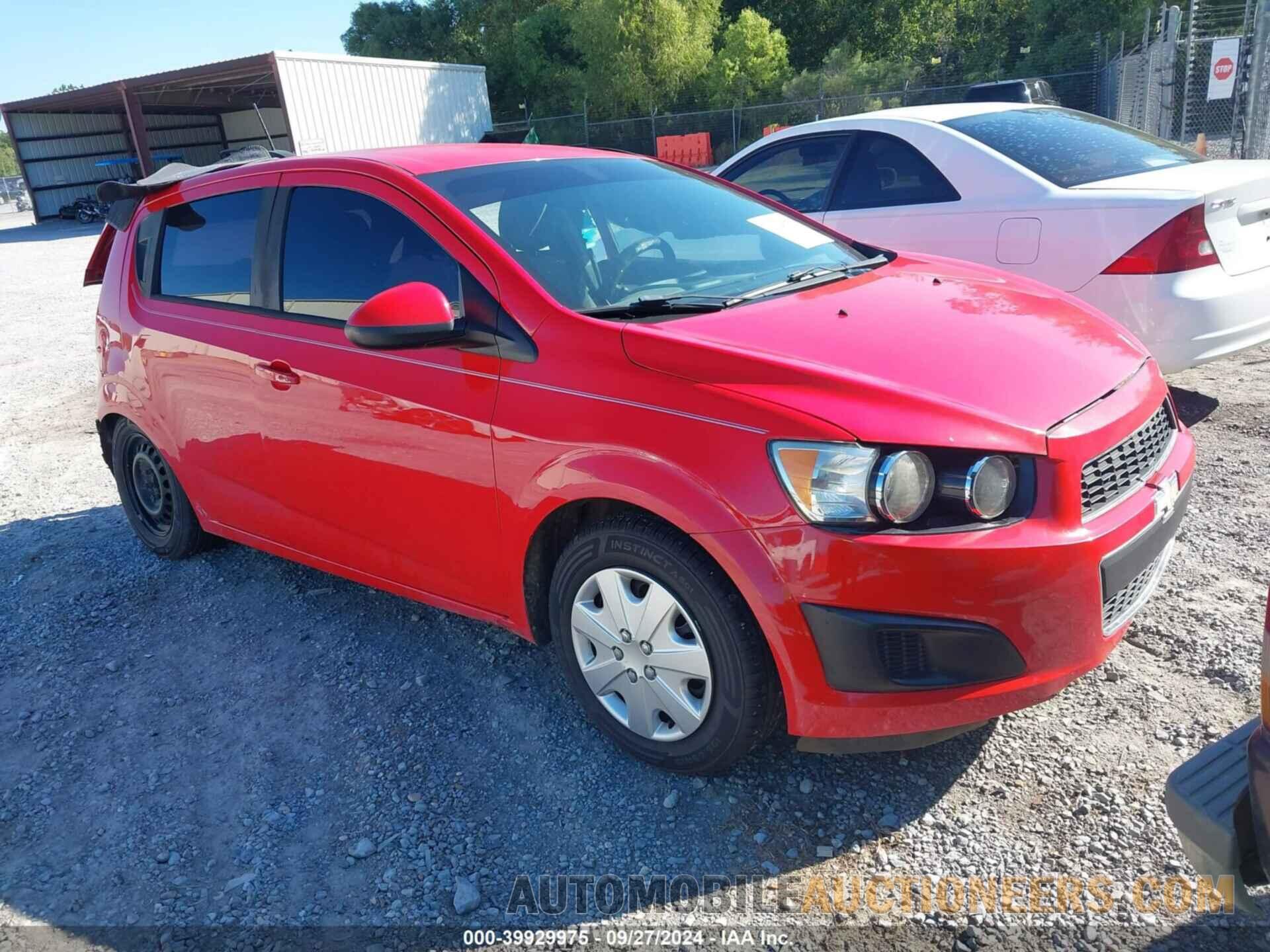 1G1JA6SG9F4202649 CHEVROLET SONIC 2015