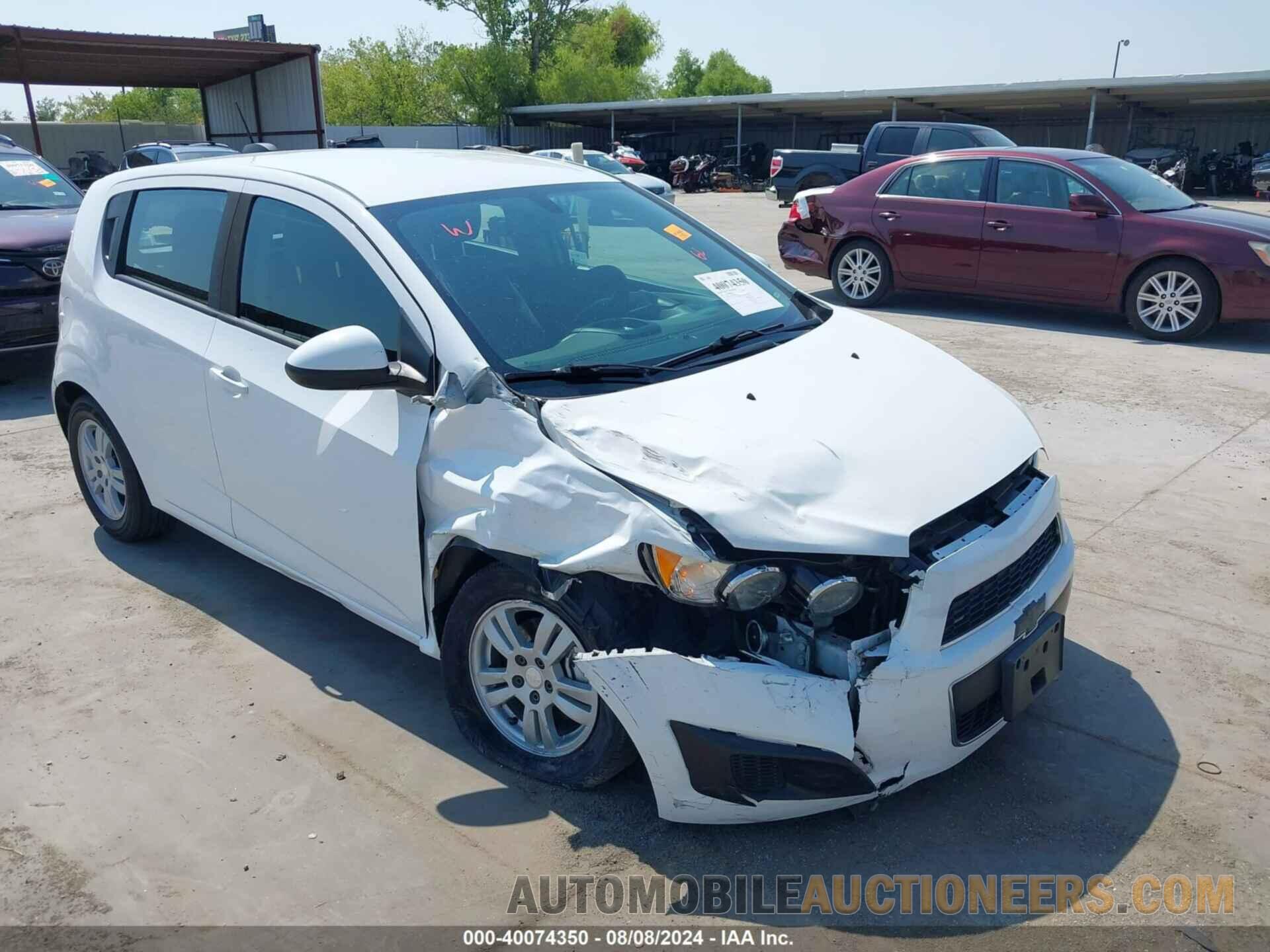 1G1JA6SH1G4112485 CHEVROLET SONIC 2016