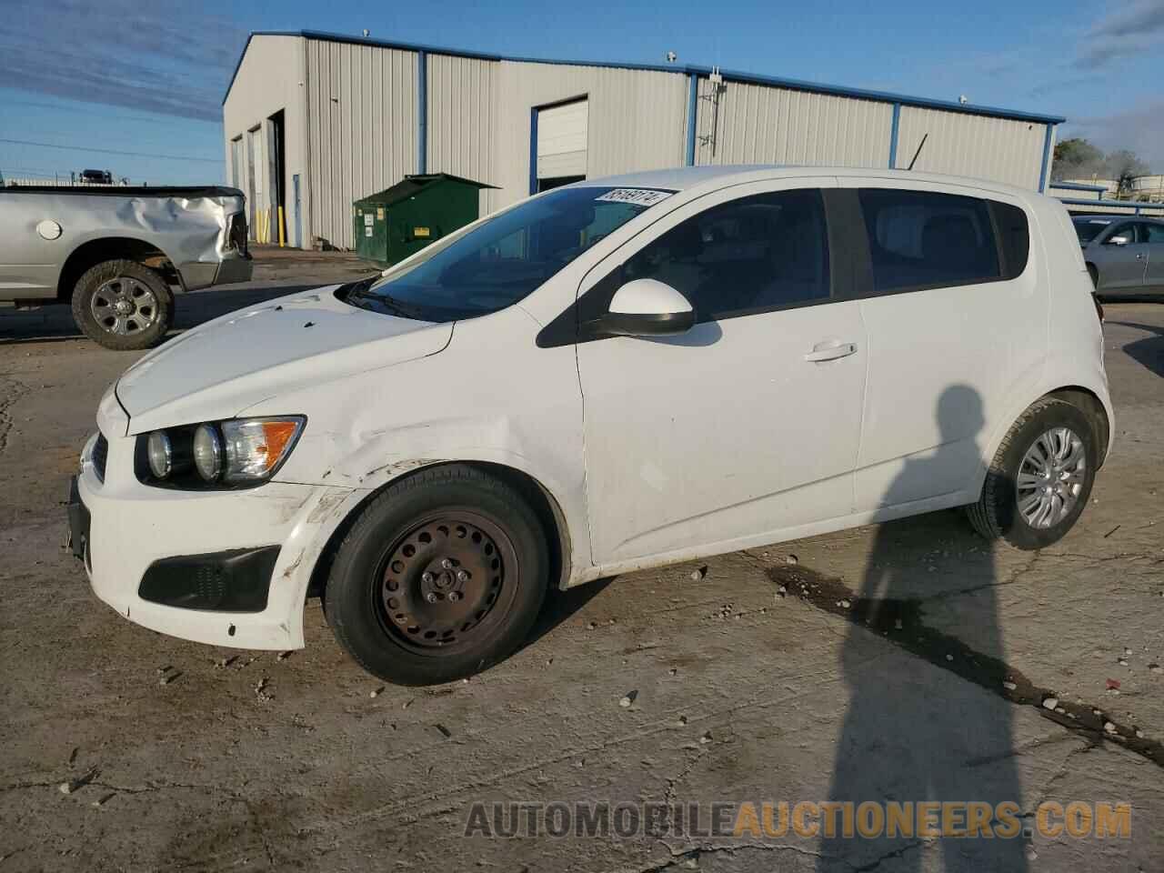 1G1JA6SH4G4166203 CHEVROLET SONIC 2016