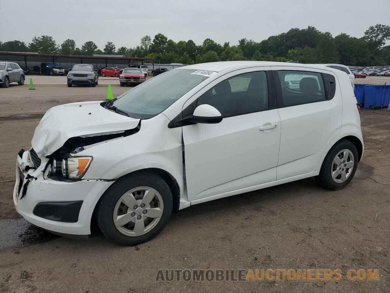 1G1JA6SH5F4151126 CHEVROLET SONIC 2015