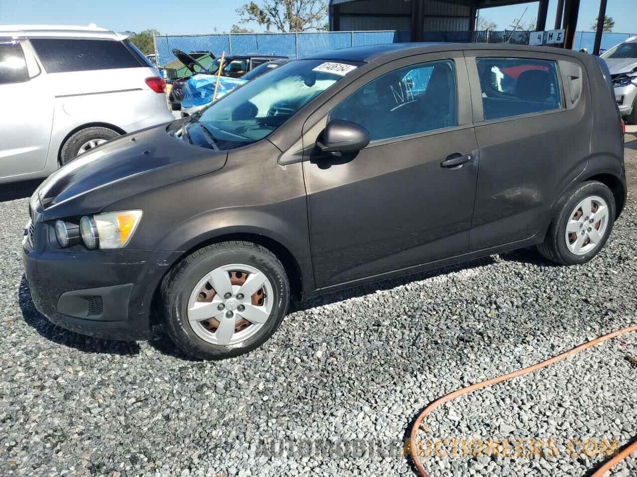 1G1JA6SH8D4191701 CHEVROLET SONIC 2013