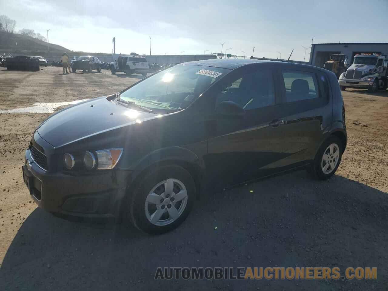 1G1JA6SH9G4173499 CHEVROLET SONIC 2016