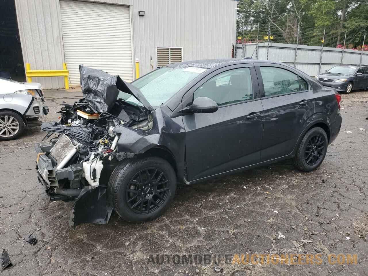 1G1JB5SB5K4111576 CHEVROLET SONIC 2019