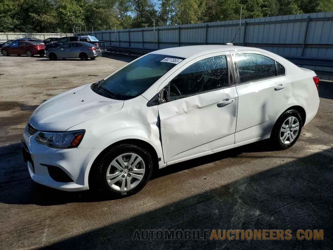 1G1JB5SH6J4136537 CHEVROLET SONIC 2018