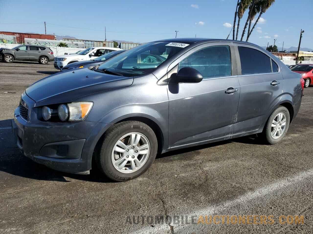 1G1JC5SB8D4131059 CHEVROLET SONIC 2013