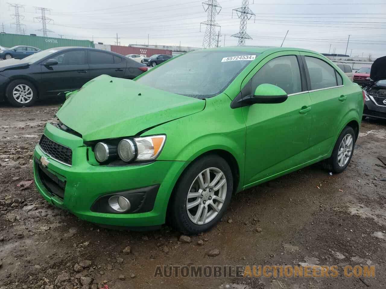 1G1JC5SB8F4125653 CHEVROLET SONIC 2015