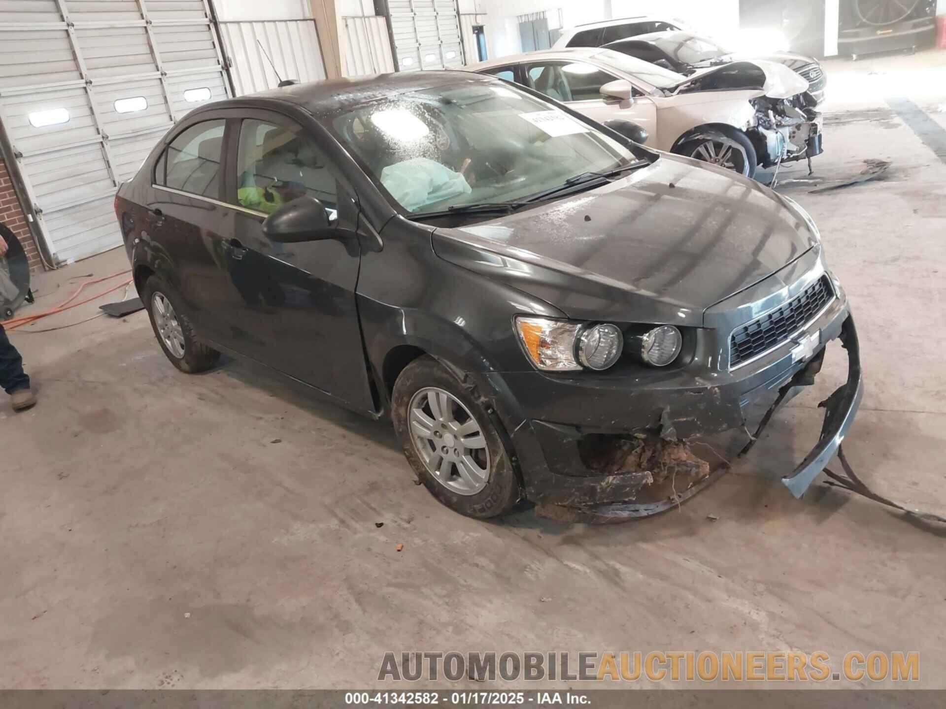 1G1JC5SG5G4115465 CHEVROLET SONIC 2016