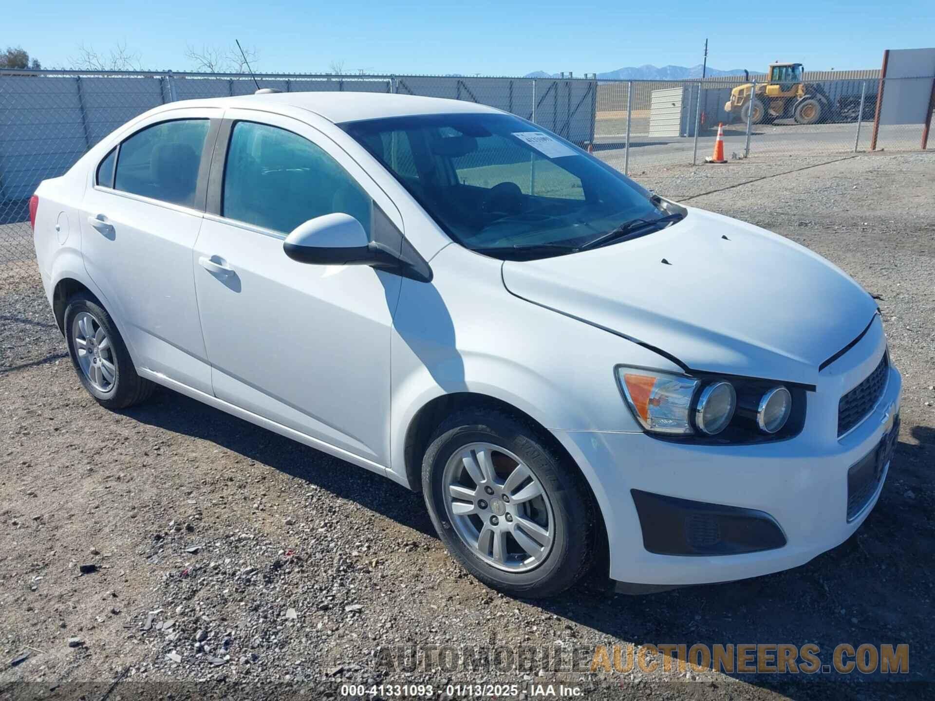 1G1JC5SH0F4188895 CHEVROLET SONIC 2015