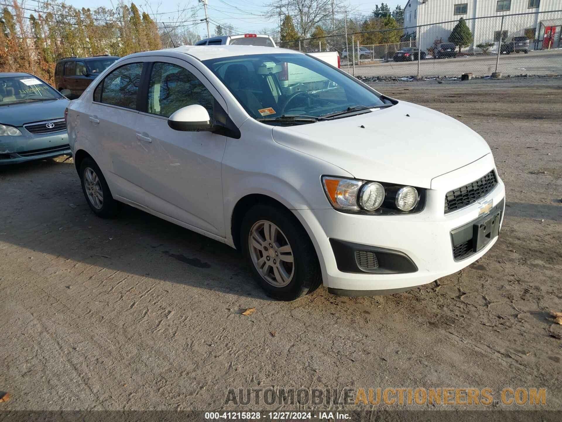 1G1JC5SH1F4155520 CHEVROLET SONIC 2015