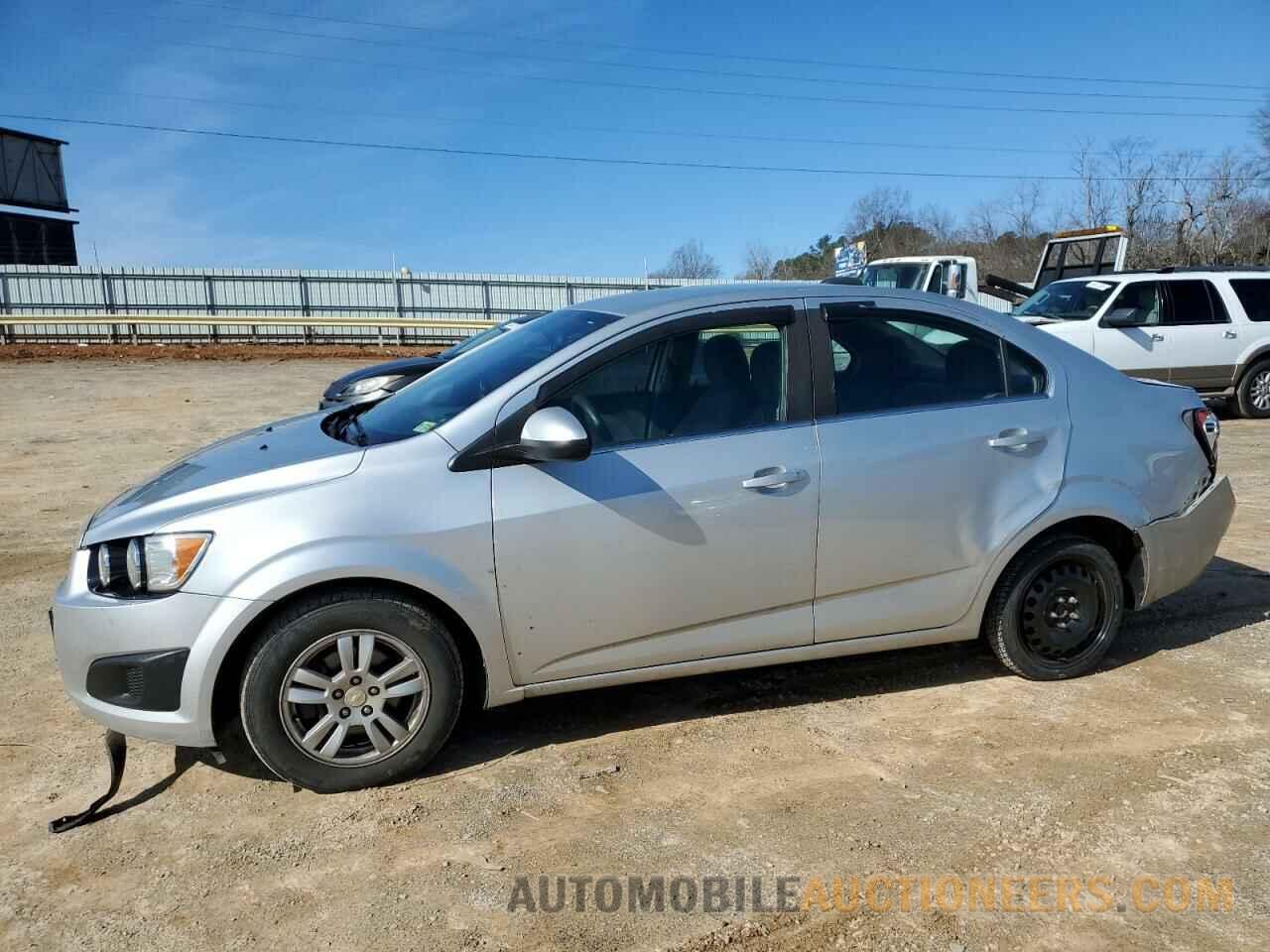 1G1JC5SH1F4214789 CHEVROLET SONIC 2015