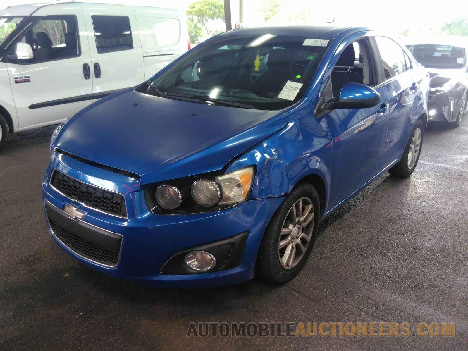 1G1JC5SH1G4133339 Chevrolet Sonic 2016