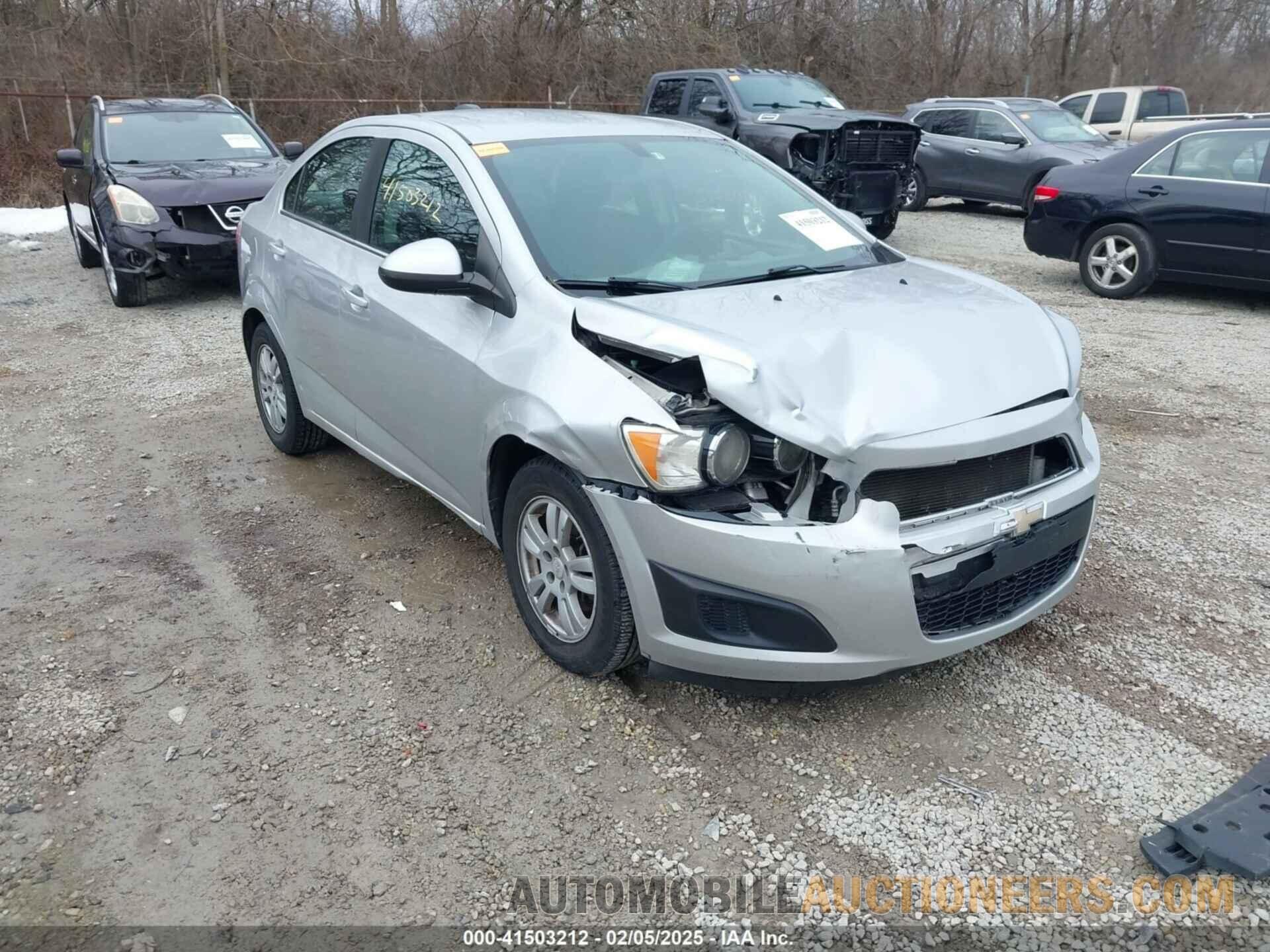 1G1JC5SH4F4106134 CHEVROLET SONIC 2015