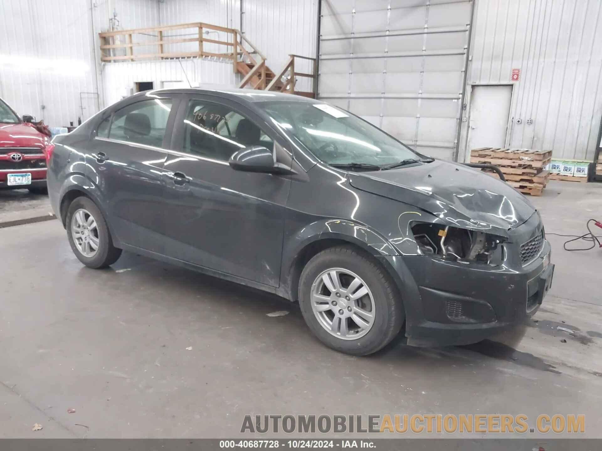 1G1JC5SH4F4196904 CHEVROLET SONIC 2015