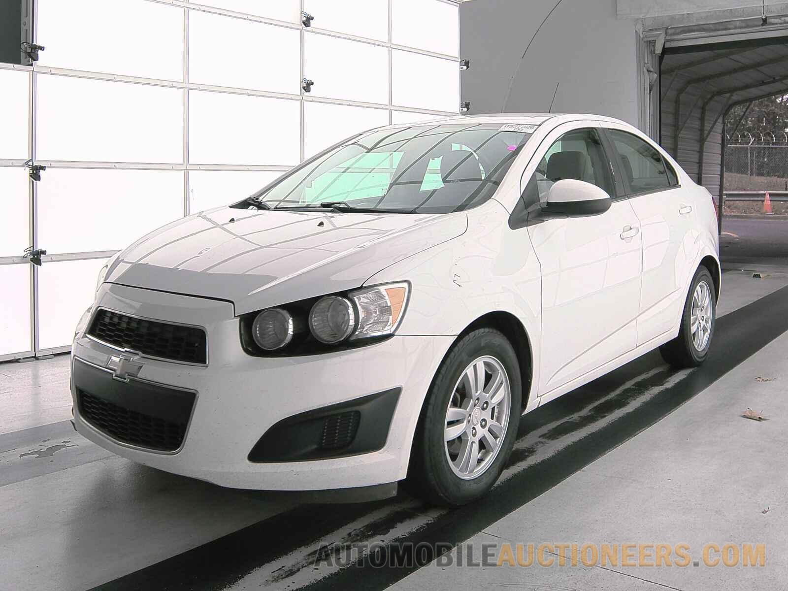 1G1JC5SH6F4187010 Chevrolet Sonic 2015