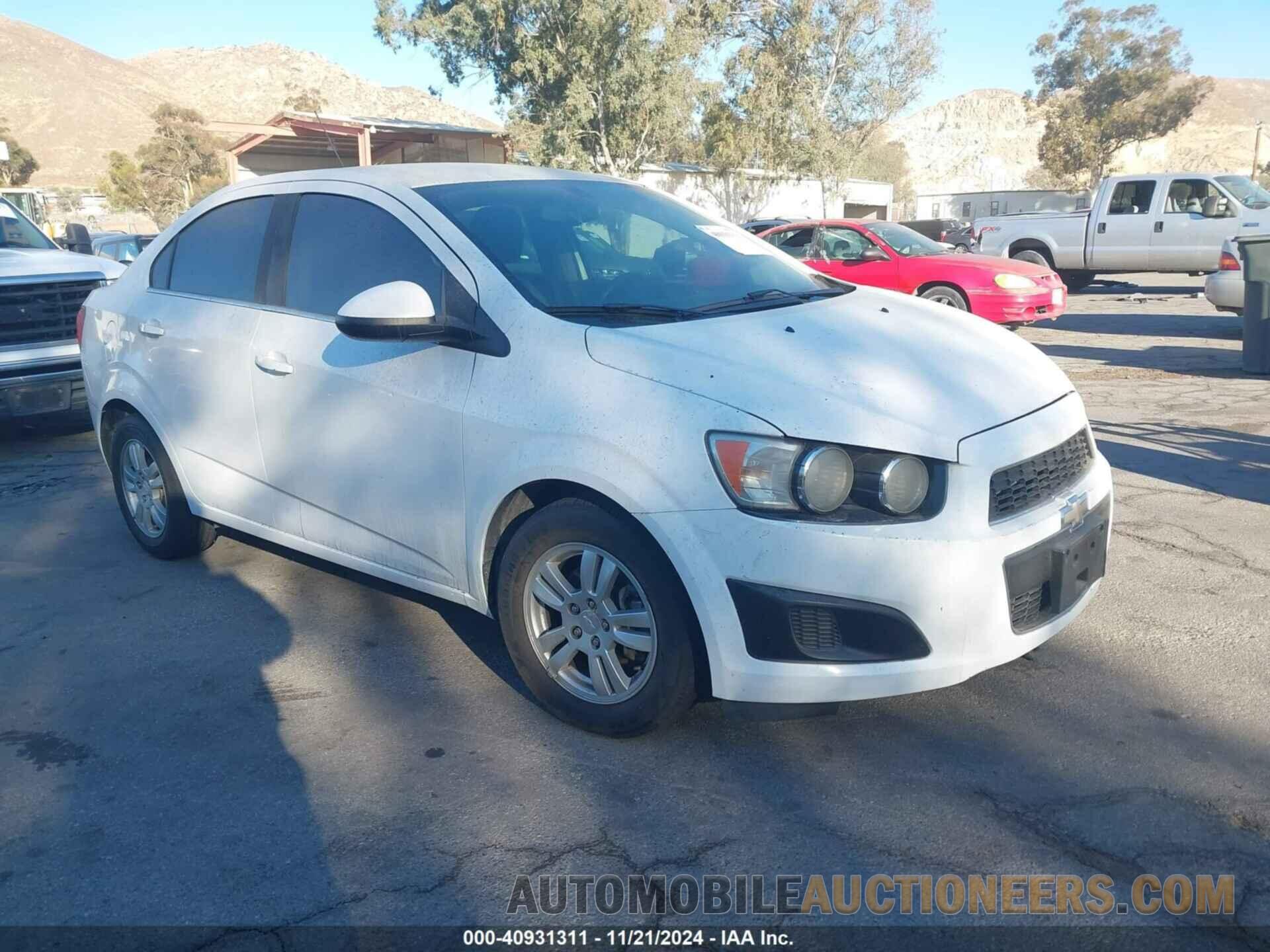 1G1JC5SH6F4217140 CHEVROLET SONIC 2015