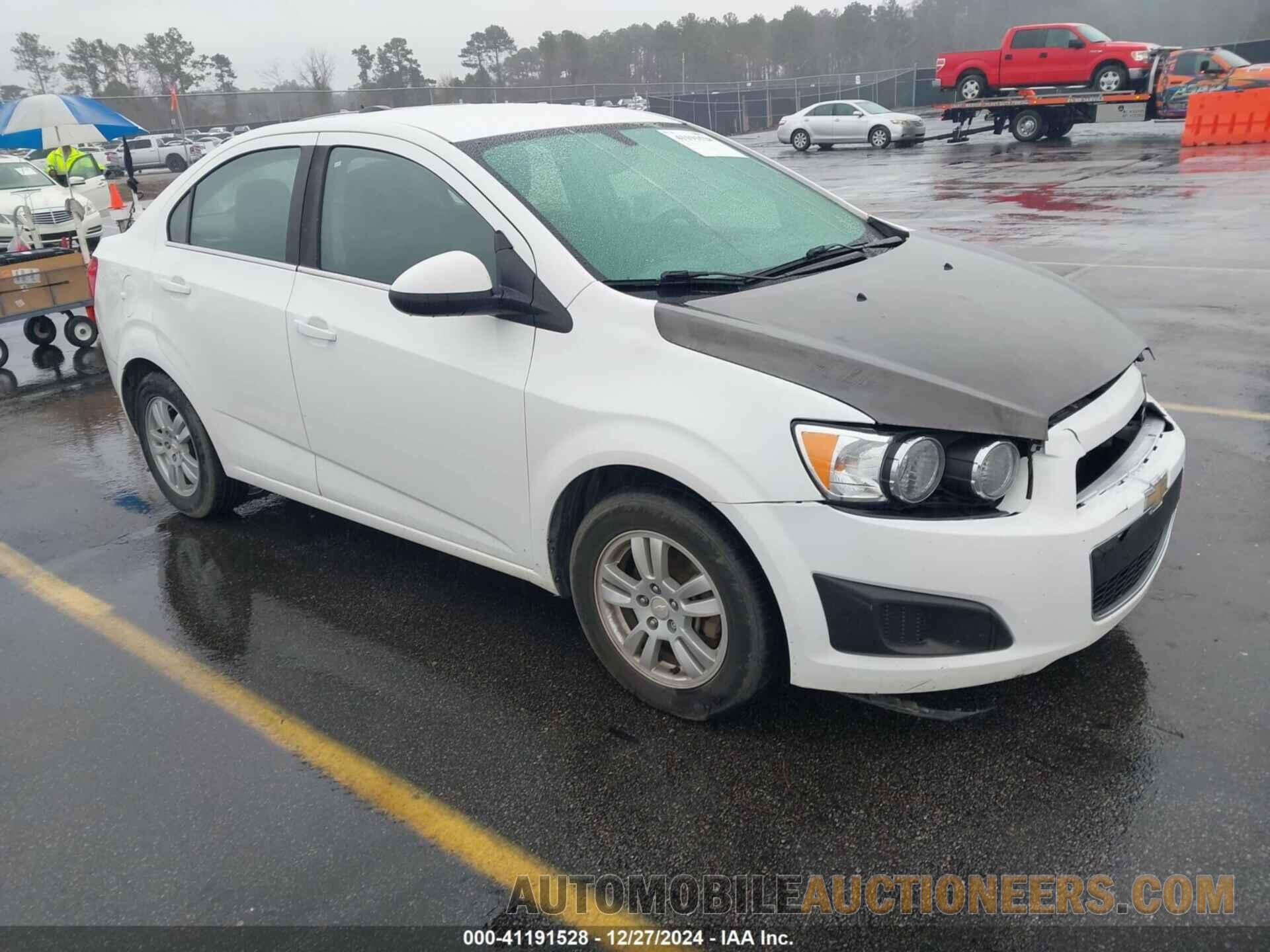 1G1JC5SH6F4218210 CHEVROLET SONIC 2015