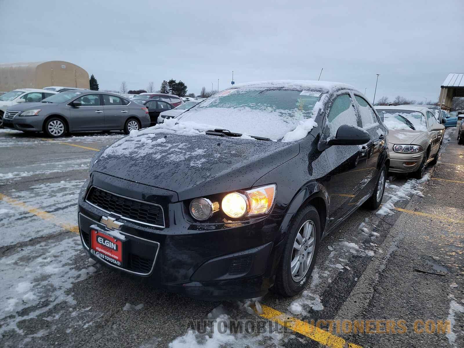 1G1JC5SH6G4118898 Chevrolet Sonic 2016