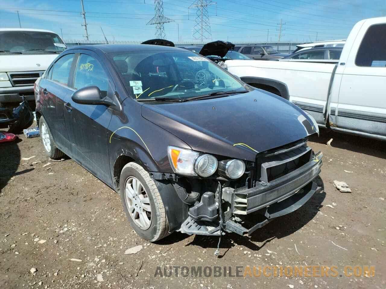 1G1JC5SH7E4231062 CHEVROLET SONIC 2014