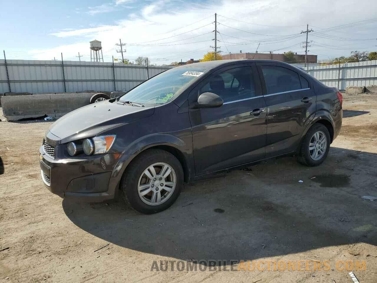 1G1JC5SH7F4114485 CHEVROLET SONIC 2015