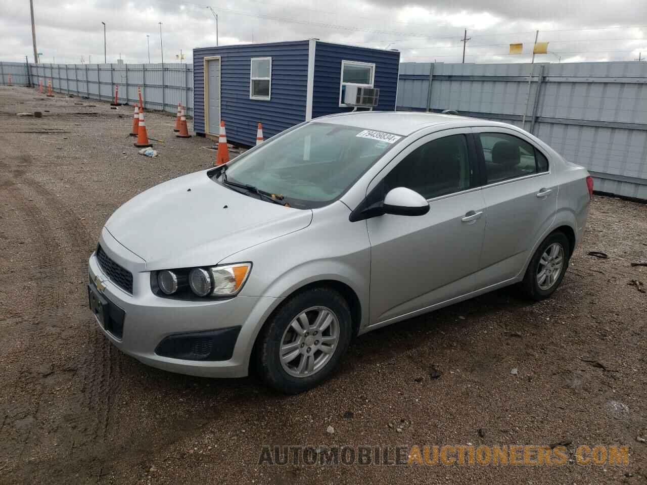 1G1JC5SH7G4142451 CHEVROLET SONIC 2016