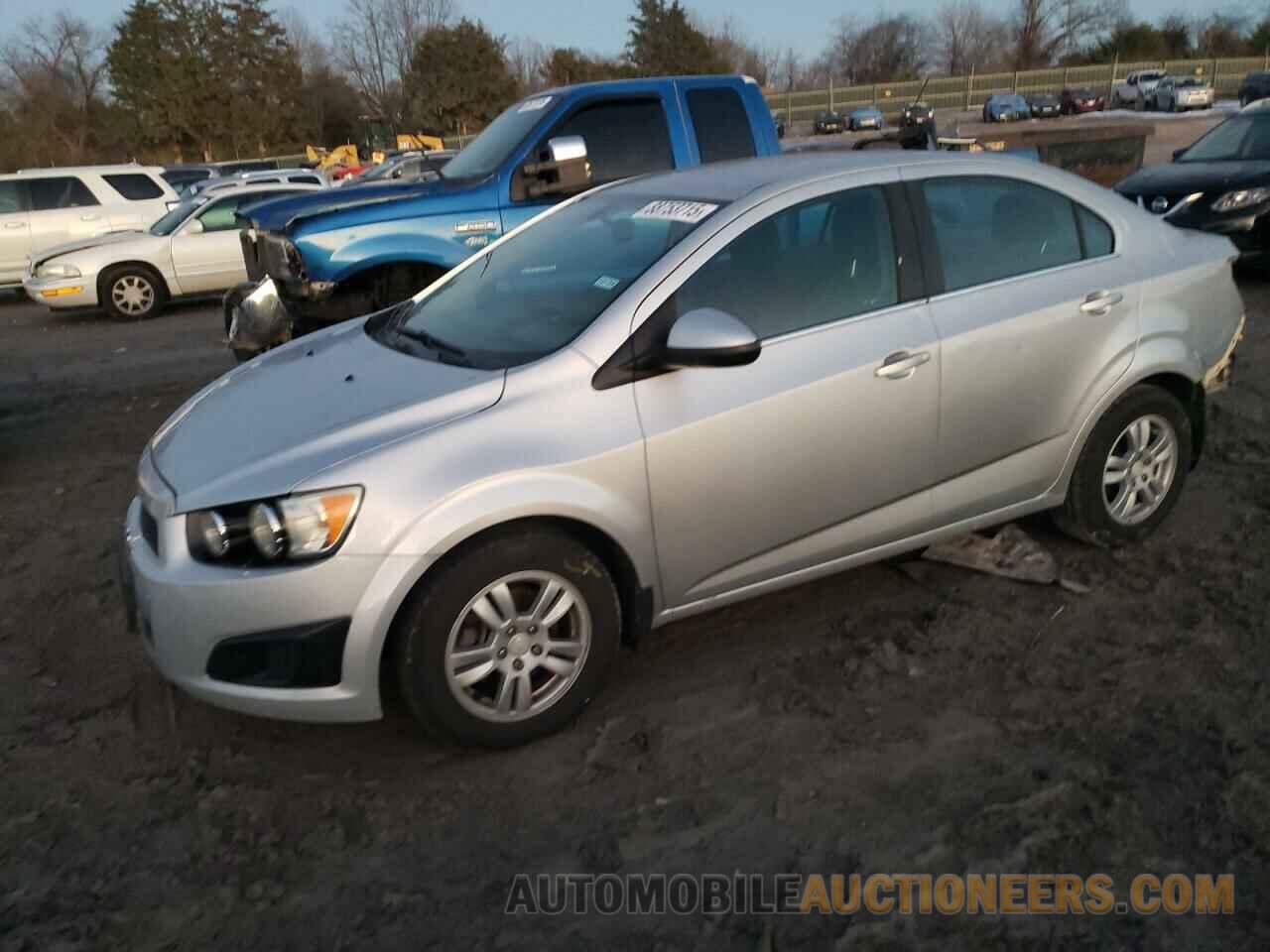 1G1JC5SH9G4176469 CHEVROLET SONIC 2016