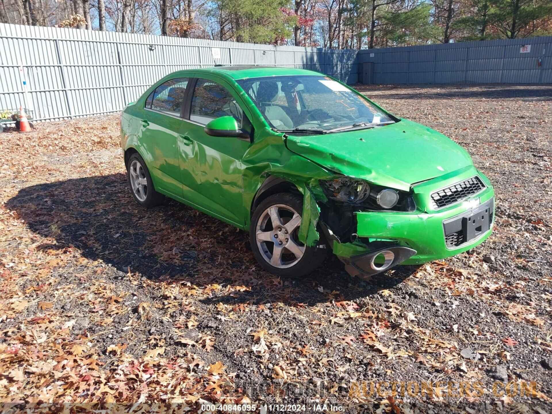 1G1JC5SHXF4218727 CHEVROLET SONIC 2015