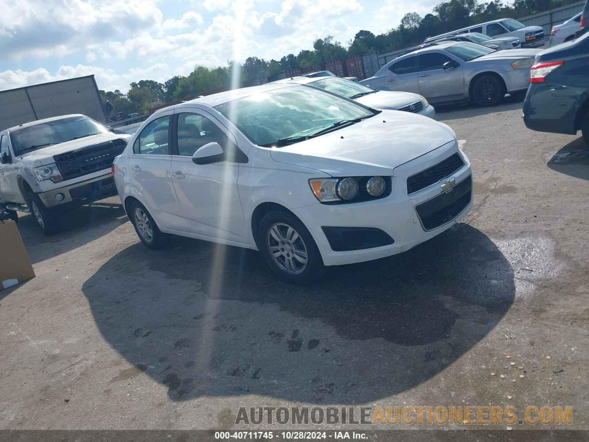 1G1JC5SHXG4126731 CHEVROLET SONIC 2016