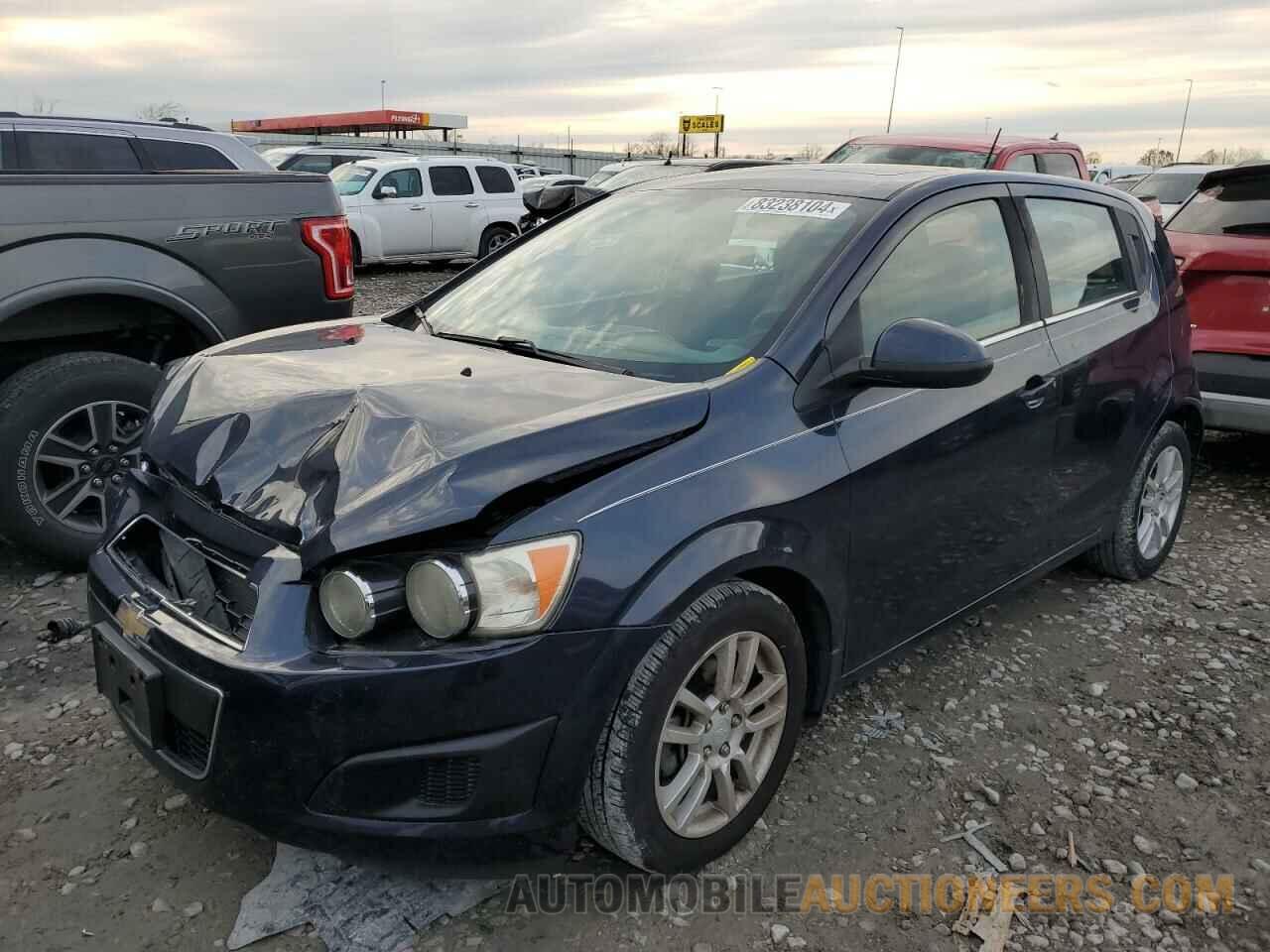 1G1JC6SB7F4174154 CHEVROLET SONIC 2015