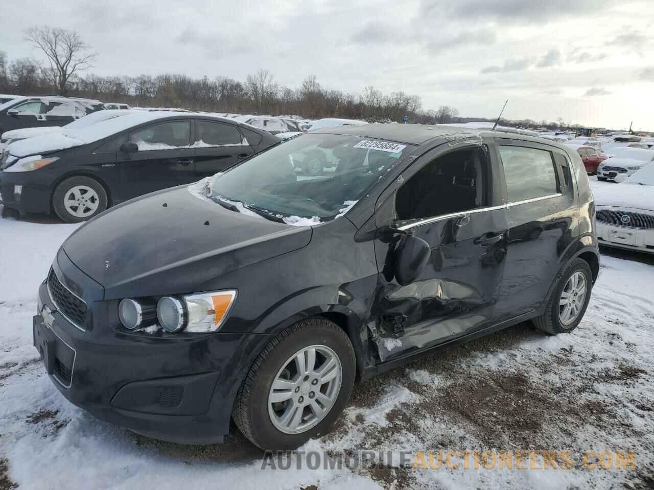 1G1JC6SB8D4173009 CHEVROLET SONIC 2013