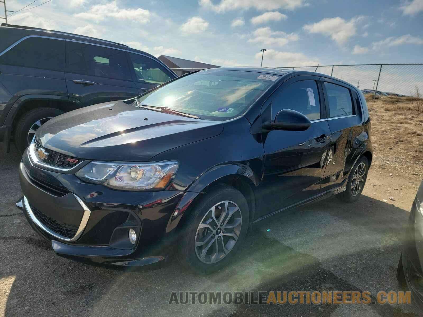 1G1JC6SBXK4101869 Chevrolet Sonic 2019