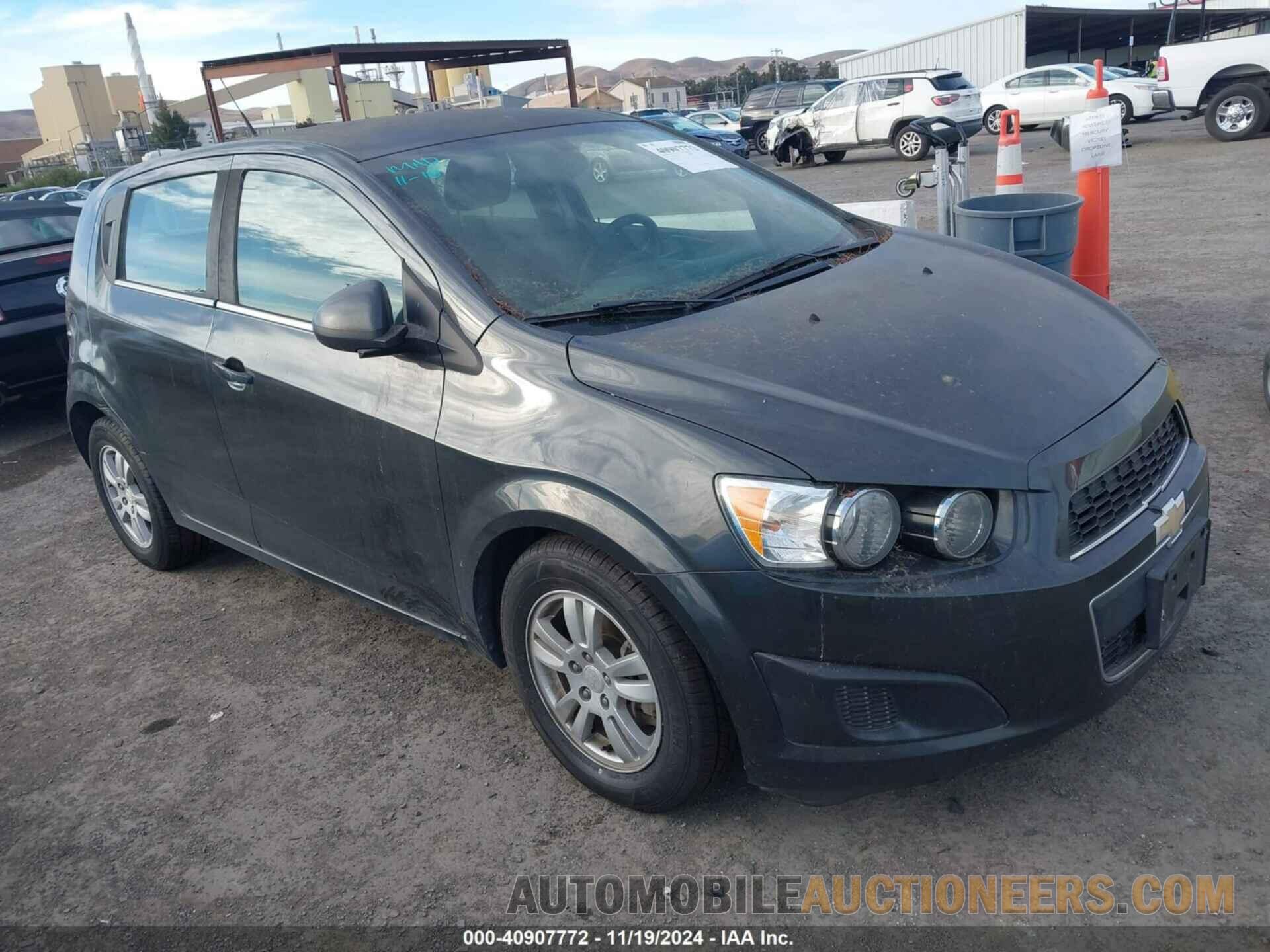 1G1JC6SG1E4115062 CHEVROLET SONIC 2014