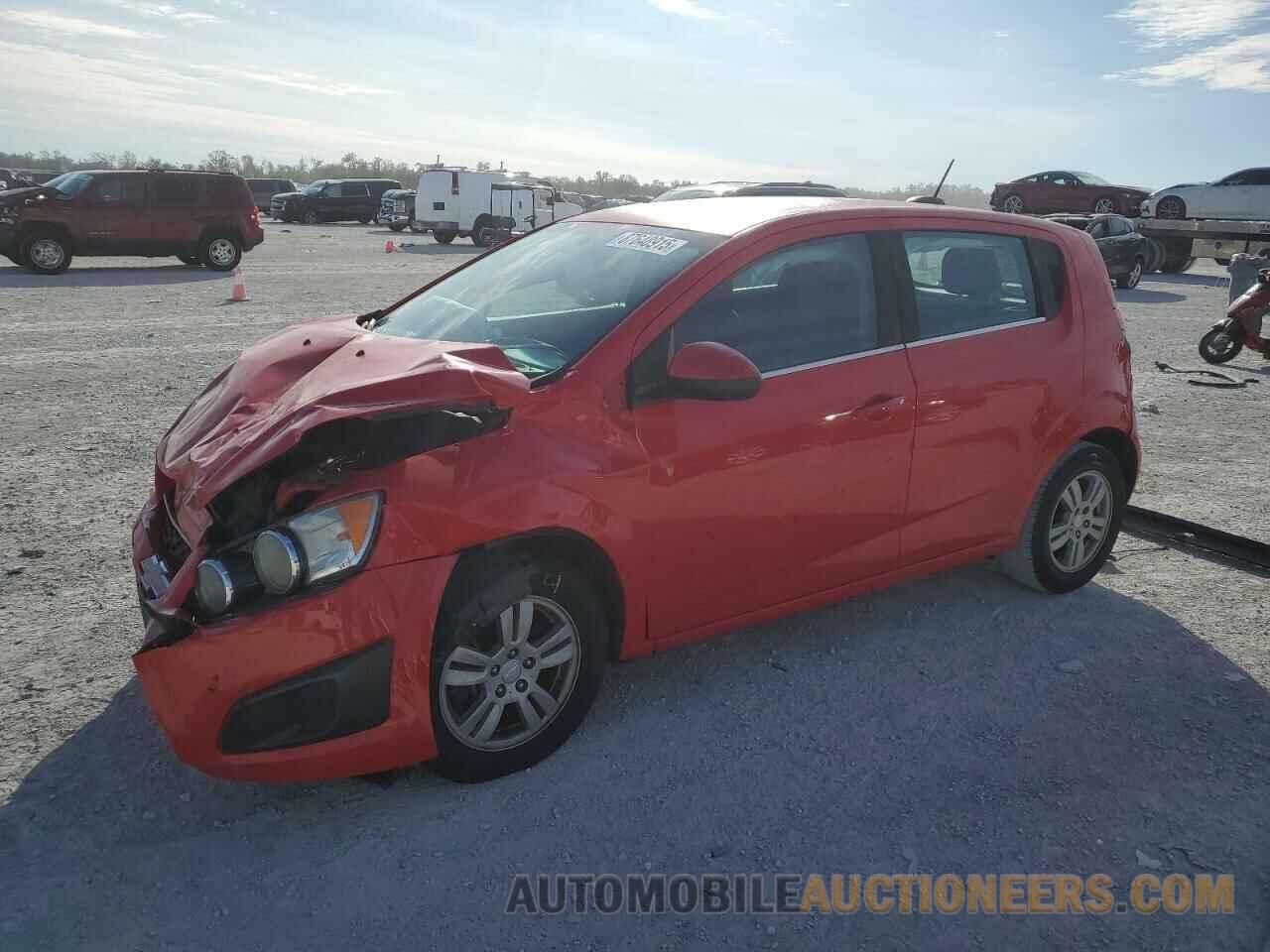 1G1JC6SG9F4108992 CHEVROLET SONIC 2015