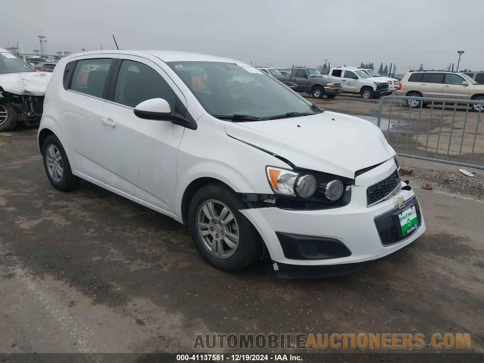 1G1JC6SH1F4192928 CHEVROLET SONIC 2015