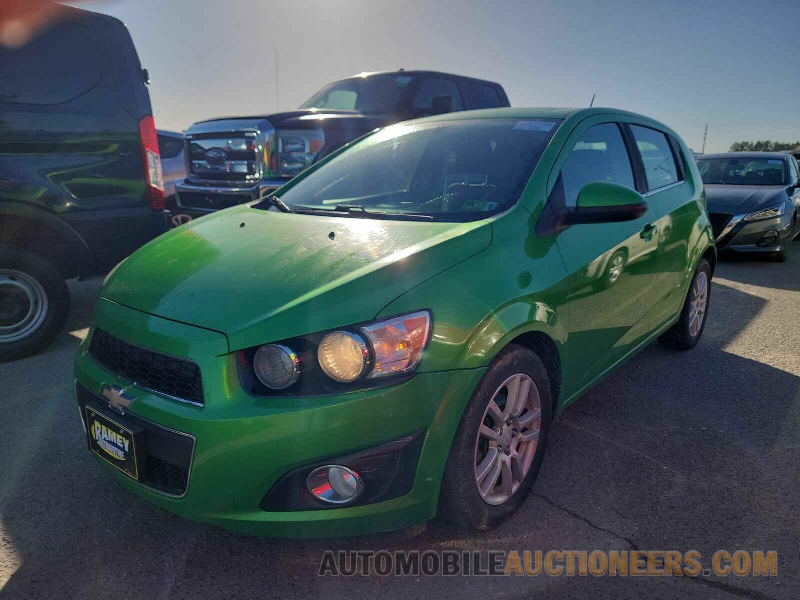 1G1JC6SH2F4158481 Chevrolet Sonic 2015