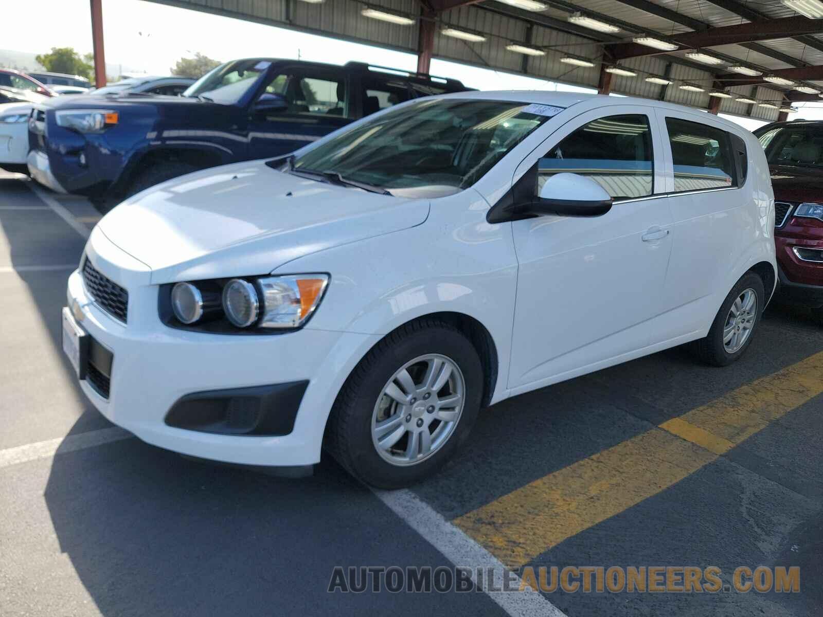 1G1JC6SH3G4138080 Chevrolet Sonic 2016