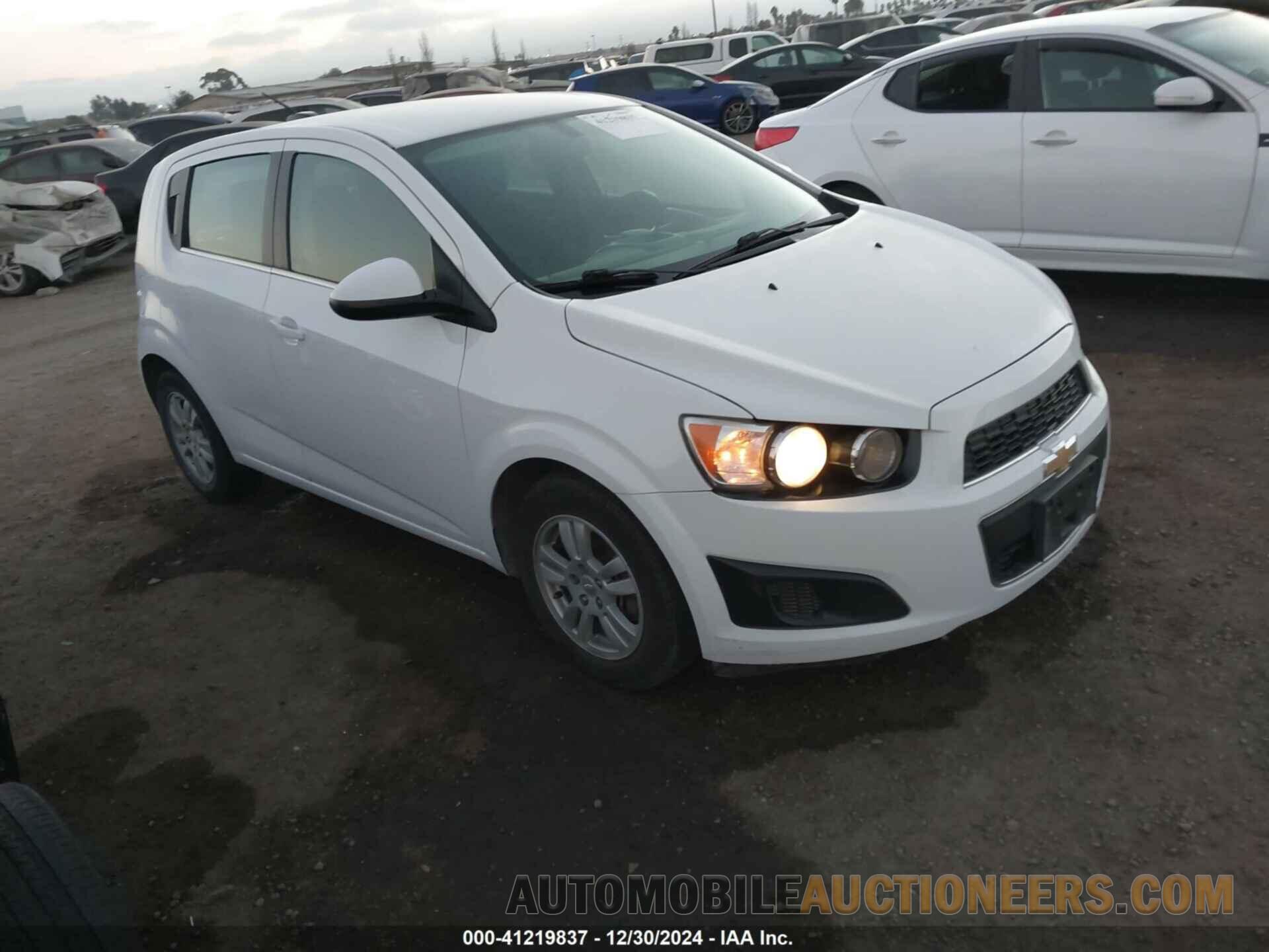 1G1JC6SH4F4164279 CHEVROLET SONIC 2015