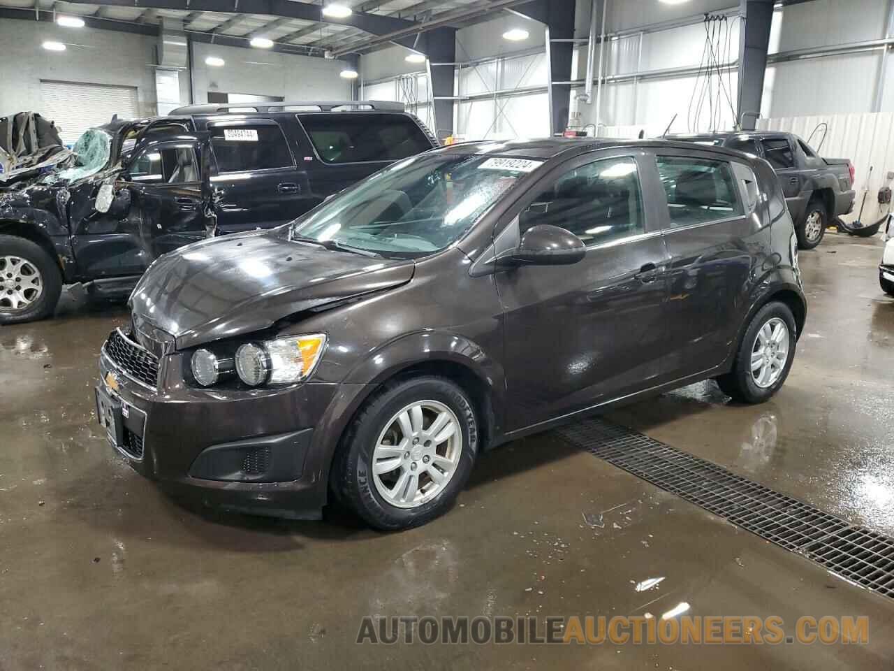 1G1JC6SH6F4202286 CHEVROLET SONIC 2015