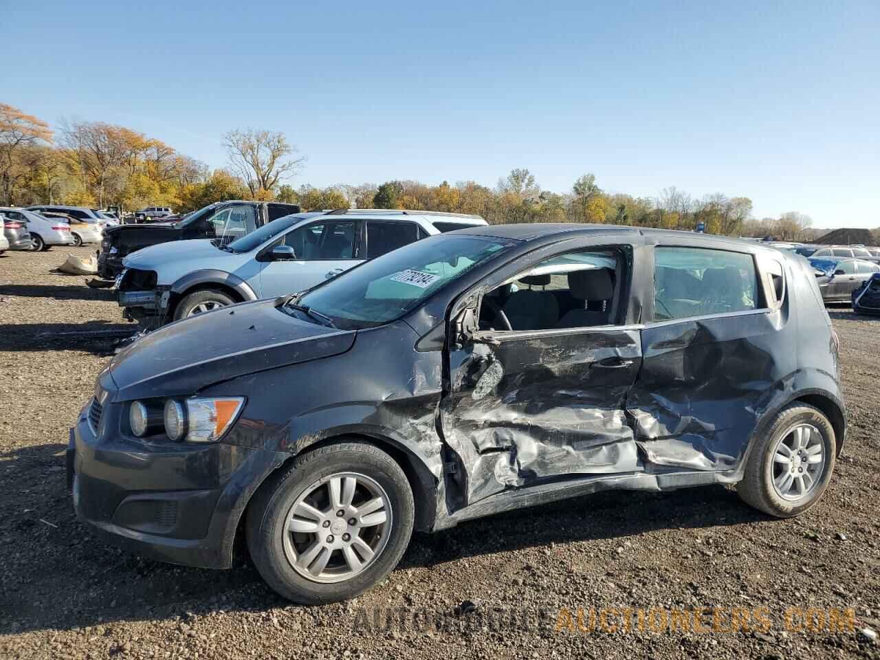 1G1JC6SH9E4216696 CHEVROLET SONIC 2014