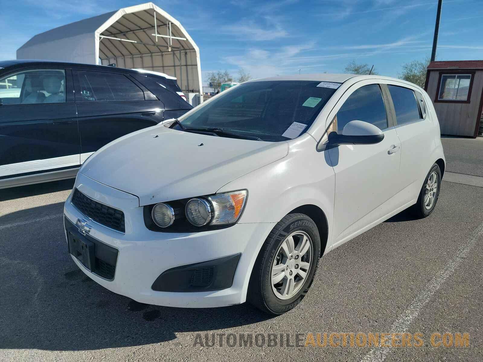 1G1JC6SHXF4166473 Chevrolet Sonic 2015