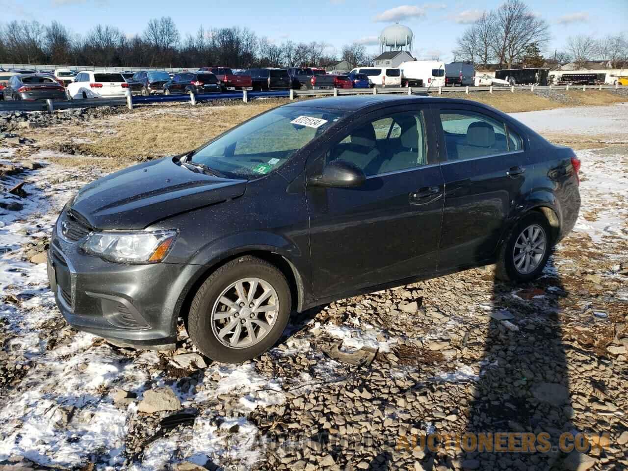 1G1JD5SB2J4120874 CHEVROLET SONIC 2018